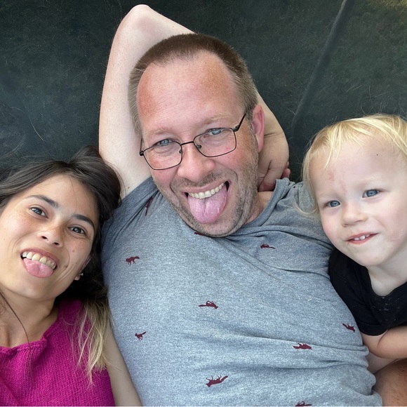 Meet your Posher, Stephanie - Picture 5 of 12